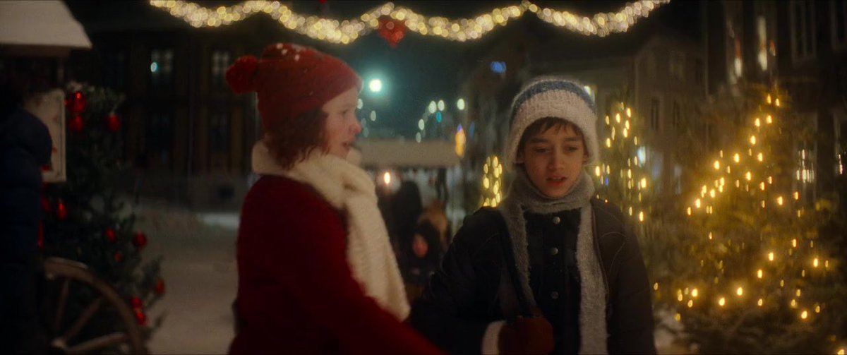 ___lilyvalley's tweet photo. Netflixで配信中の『スノーシスター』
切ないけど、暖かいクリスマスの物語に涙が止まらなかった…😭心が浄化されるような、愛に溢れた素敵な映画。1番おすすめ！ https://t.co/xGZkhOPDOY