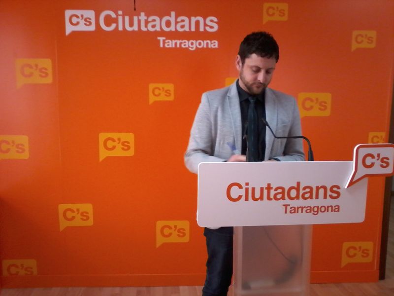 BernatCastro87's tweet photo. El tema de l'alcalde de Tarragona és d'aquells melons que encara noto que poc s'ha obert. https://t.co/vPqgTG7j7s