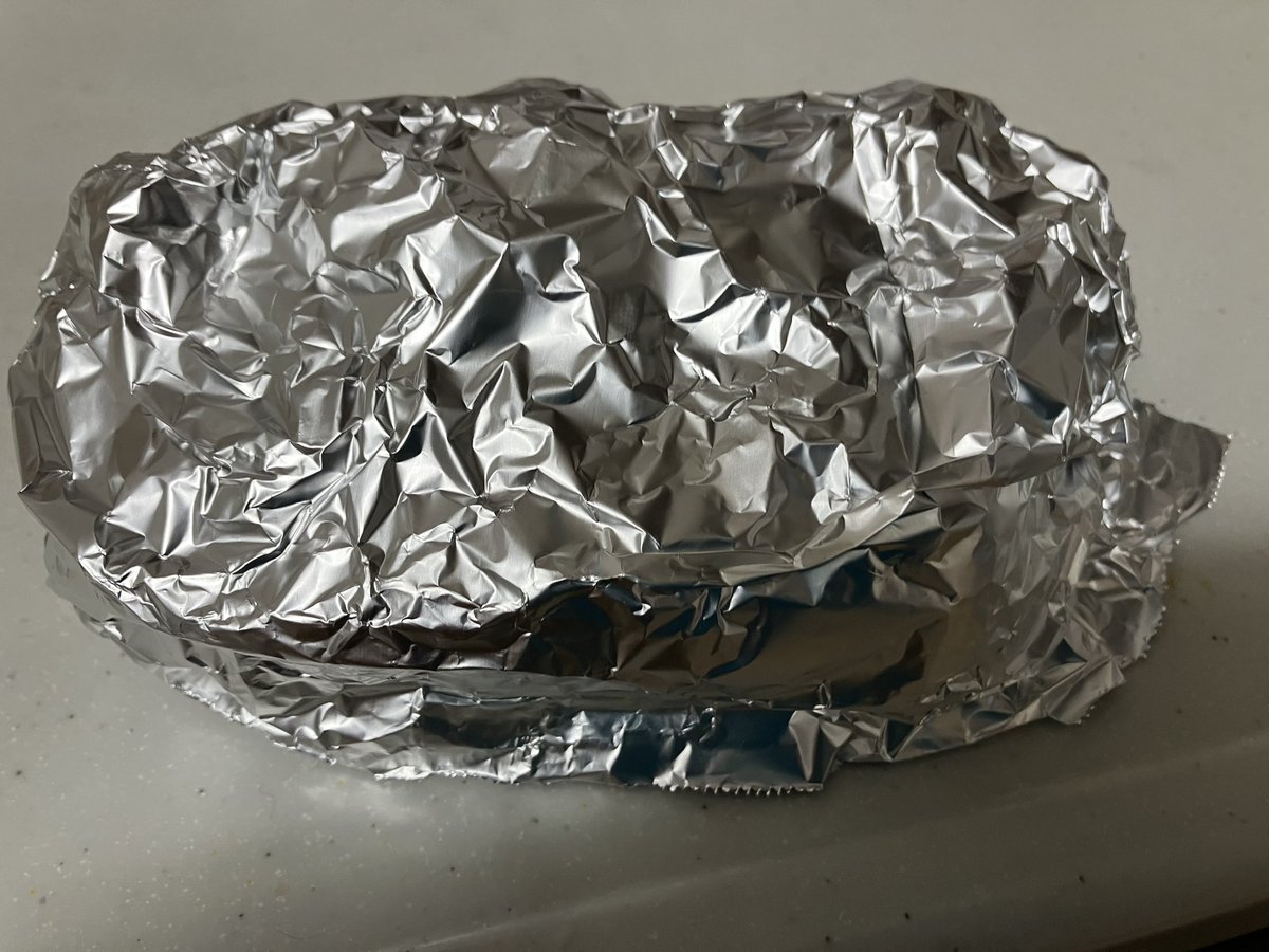 gigaburu1985's tweet image. 余熱開始！タイミングでかまってモード🐈