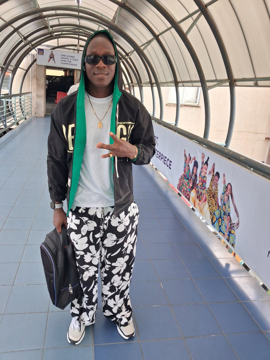 IamDx2's tweet image. Happy New Month fellas #November2remember