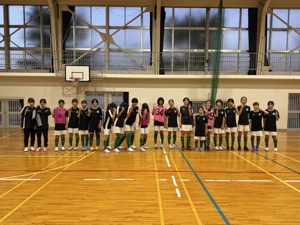 ryo_6556's tweet image. @体育館
WARM UP
4:4+GP(フットサル)

瀧川、森コーチありがとうございます。

#SATOなでしこ U-15