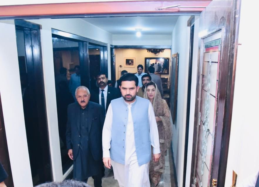 EmanTahirSadik's tweet image. اٹک خان کی رہائی کیلۓ پُرعزم ہے۔ ہم نے ہمیشہ عمران خان کی جدوجہد میں ہراول دستے کا کردار ادا کیا۔