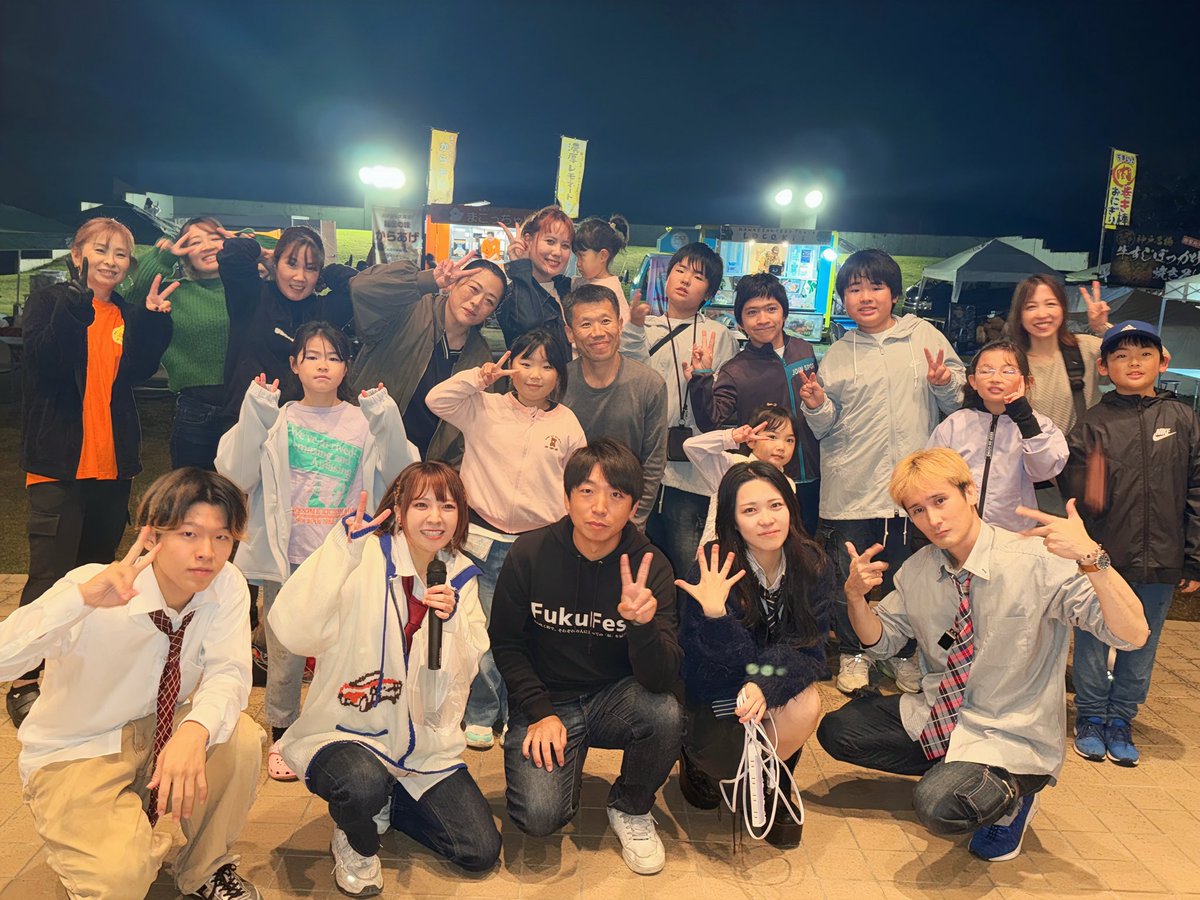 xilinx_official's tweet image. FukuFes.4周年祭
おめでとうございます🍀

関わる全ての人が温かいイベント
今年も出演できて、皆様と楽しい時間を過ごせて本当に楽しかったです🌟

『笑顔吹く先へ』も皆様と歌い、
最後は主催者様とお客様と
みんなで記念撮影📸✨

素敵な時間を
ありがとうございました☺️🌟

#xilinx. #イリンクス.