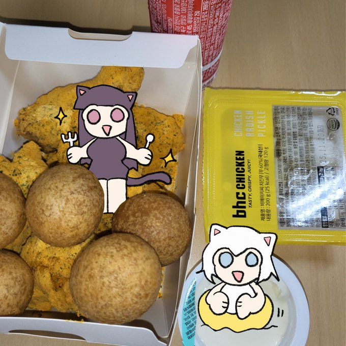 I ate Korea's sexy food with my two sexy cats🤍💜
#maimai_art 