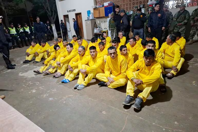 ▶️PROPONEN QUE RECLUSOS TRABAJEN PARA CUBRIR GASTOS DE ESTADÍA EN PRISIÓN | 💰 

👨‍🏭La diputada Alexandra Zena presentó un proyecto que busca crear el régimen de trabajo penitenciario autogestionado, donde las personas privadas de libertad puedan trabajar de forma voluntaria y