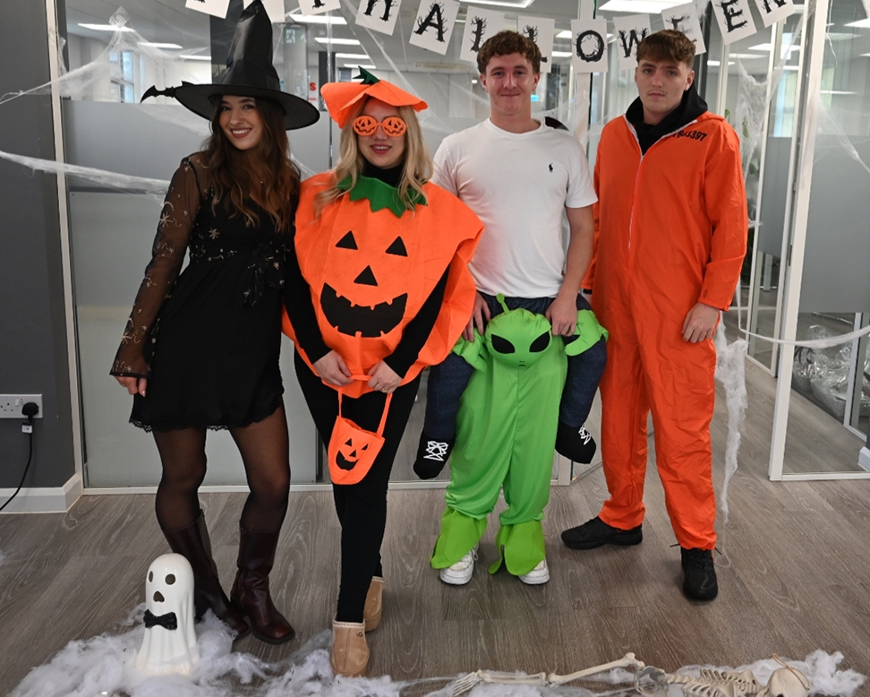 PDTsolutions's tweet image. 🎃👻 Halloween at PDT! 👻🎃

The team went all out for spooky season cobwebs, costumes and plenty of Halloween spirit filled the office today! 🕷️🦇

Stay tuned individual looks are coming soon 👀🖤

#HalloweenAtPDT #PertempsGloucester #TeamPDT #OfficeHalloween #SpookySeason…