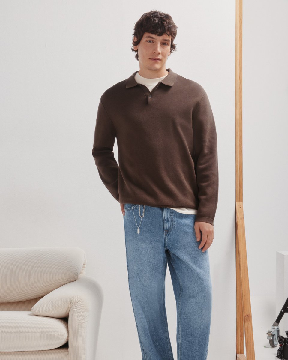 Autumn upgraded 🍂Step out in style with our tricot pick. Cozy, cool, and totally city-ready ✨

#Tricot #FW25 #MensStyle

👉bit.ly/4pZRHnU