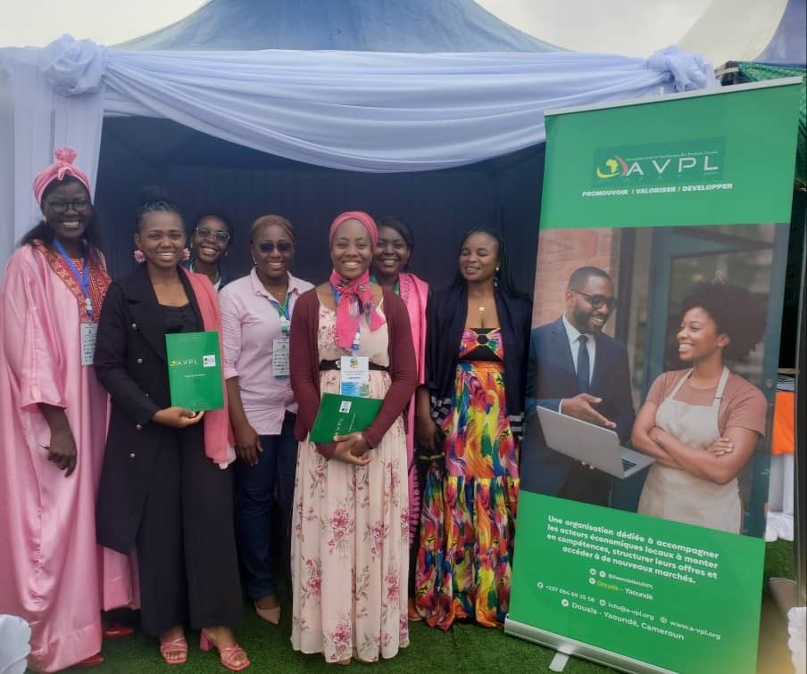 AssociationAVPL's tweet image. Ce 31 octobre 2025, l’association pour la valorisation des produits locaux était présente à la journée mondiale de l’épargne 2025 situé à l’hôte de ville de Yaoundé. Des échanges enrichissantes à travers de panels d’experts. 
#AVPL #InvestInMe #Minfi