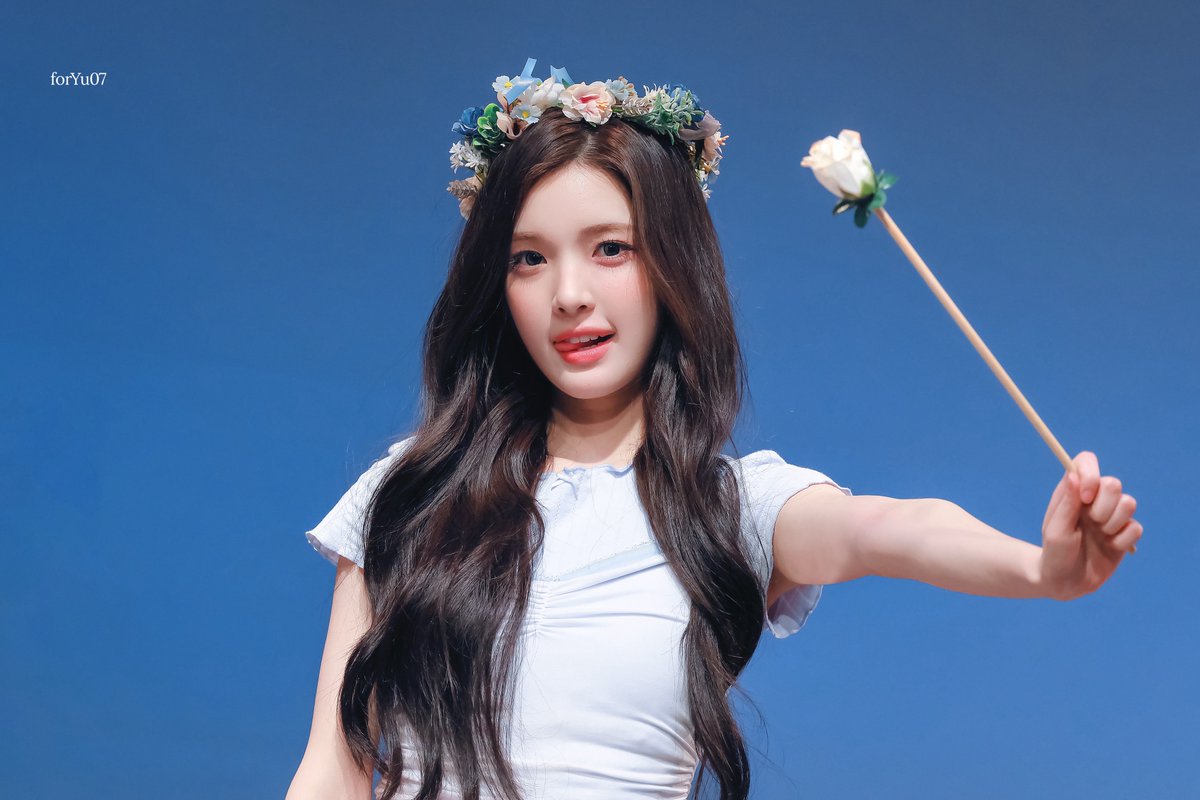 251101 #유하 #YUHA
🌸
#Hearts2Hearts #H2H  #하츠투하츠 #하투하 #유하람