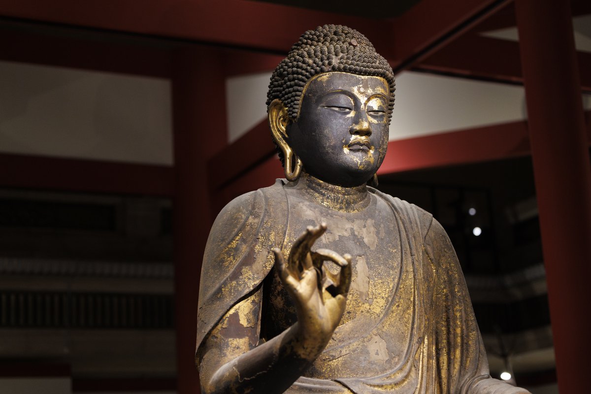 ７００〜４００年前頃稀少レア極彩色時代仏教美術菩薩如来坐像４０センチサイズ当時物 Tak(たけ) @『いちばんやさしい美術鑑賞』 on X