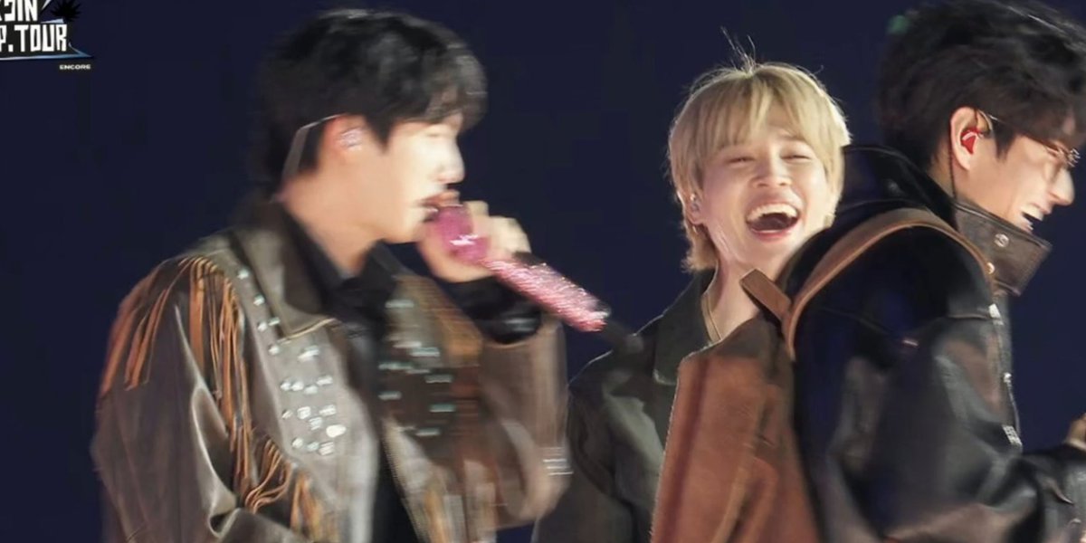 VMIN IS SO HAPPY TOGETHER 😭😭😭😭😭😭😭