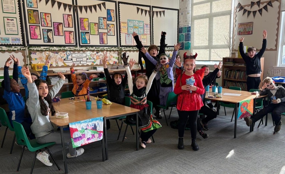 Primary 4 had a great day participating in lots of Halloween activities and celebrating this special girl’s birthday.