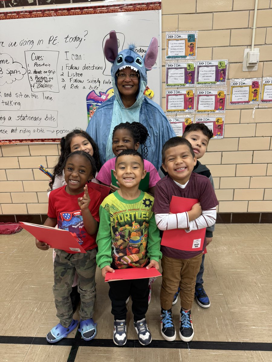 Ernie Pyle School 90 tweet media