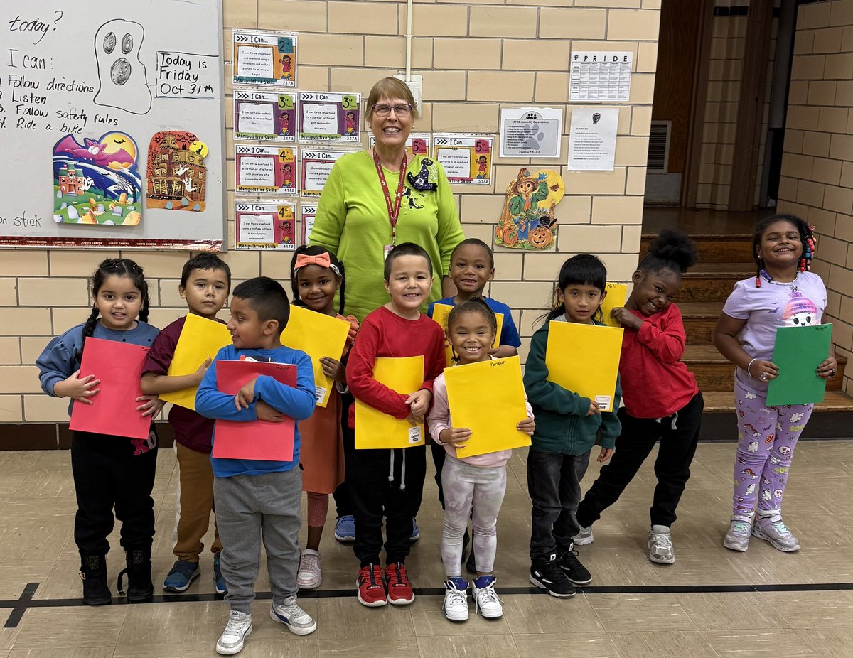 Ernie Pyle School 90 tweet media