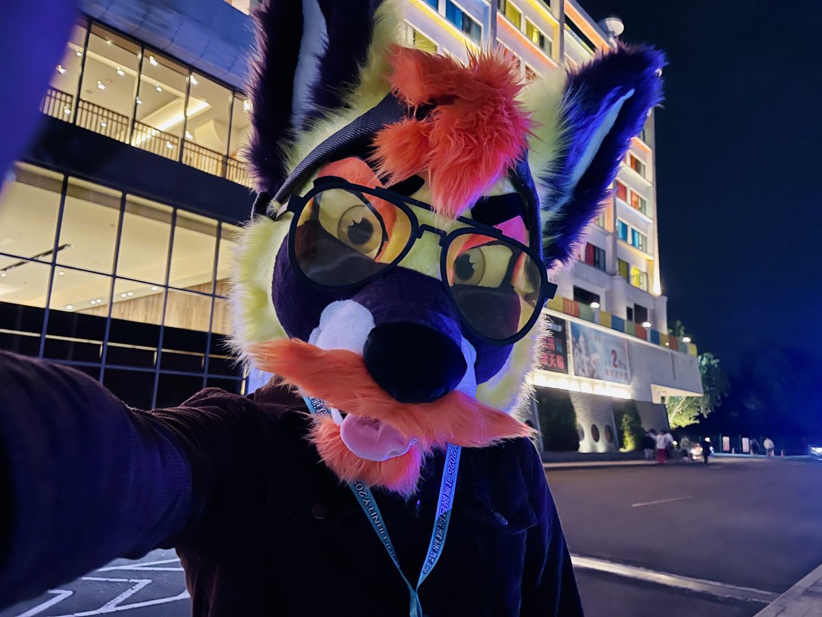 Taiwan is a culture shock! 3 days without a vape 😵‍💫