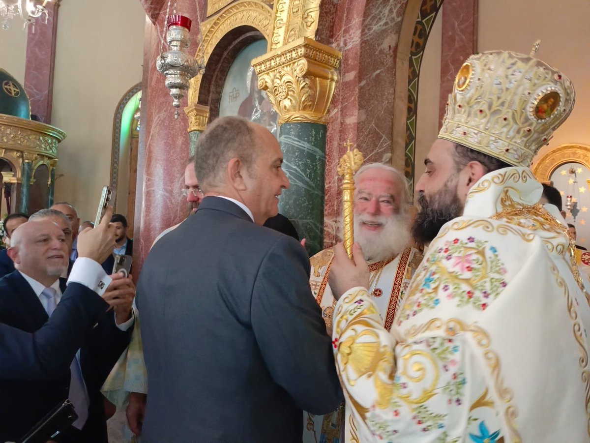 Amjad_O_Adaileh's tweet photo. تشرفت اليوم بحضور مراسم تنصيب الأرشمندريت الأردني 🇯🇴 الدكتور ذمسكينوس الأزرعي مطرانًا في بطريركية الإسكندرية وسائر أفريقيا للروم الأرثوذكس 🇪🇬.

تجسّد سيامة الأسقف ذمسكينوس، التي أقيمت صباح اليوم في دير القديس جاورجيوس البطريركي في القاهرة، صورةً من صور الاعتزاز بالحضور المسيحي الأردني خارج حدود الوطن، إذ يعد  المطران الثاني الأردني في كنيسة الروم الأرثوذكس في مصر بعد المطران ناركيسوس قمو.

يبقى #الأردن، أرض المهد وحاضنة المغطس، واحةً للعيش المشترك ونموذجاً للتآخي بين أبنائه من مسلمين ومسيحيين، الذين يمثلون وطنهم العزيز بفخر واعتزاز في كل محفل.

مبروك لنيافة المطران الدكتور ذمسكينوس الأزرعي، ومبروك لكنيسة الروم الأرثوذكس