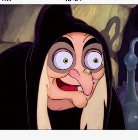 LenadorVidanes's tweet image. Habló la fascista Chita también conocida en León como Pinocha . Los simios están que trinan con estas comparaciones ofensivas para su especie @PPopular_Leon @ppopular #cylesmentira #Somosla18 #LEXITYA  #AutonomiaLeonesaYa  #PaisLliones #Zamora #Salamanca #leonesp