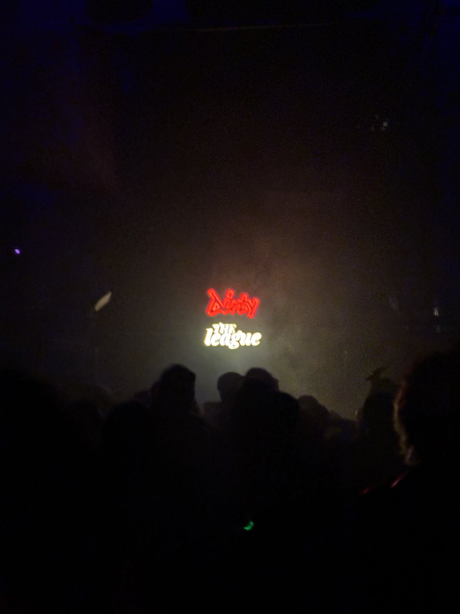 lostintrovert_'s tweet image. last night