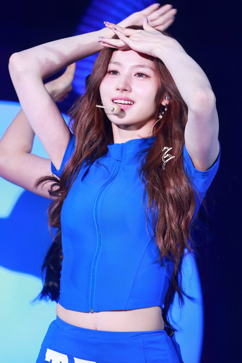 251018 #트와이스 #사나 #TWICE #SANA #サナ #トゥワイス