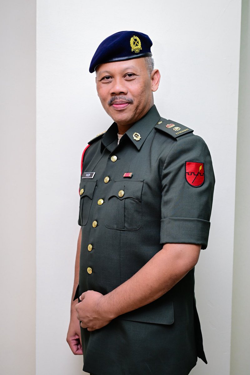 Tahniah diucapkan kepada YBhg. Let Kol (K) Dato' Mohd Yazid bin Sairi, Timbalan Setiausaha Kerajaan Pengurusan yang juga merupakan Timbalan Pengerusi JAKPAW Negeri Selangor yang telah dianugerahkan Pangkat Leftenan Kolonel Kehormat.