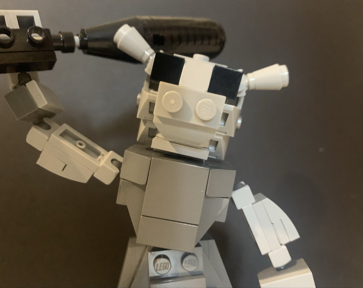 TheOlibot3000's tweet image. When your memory lowkey distorted 
#piggy #piggyroblox