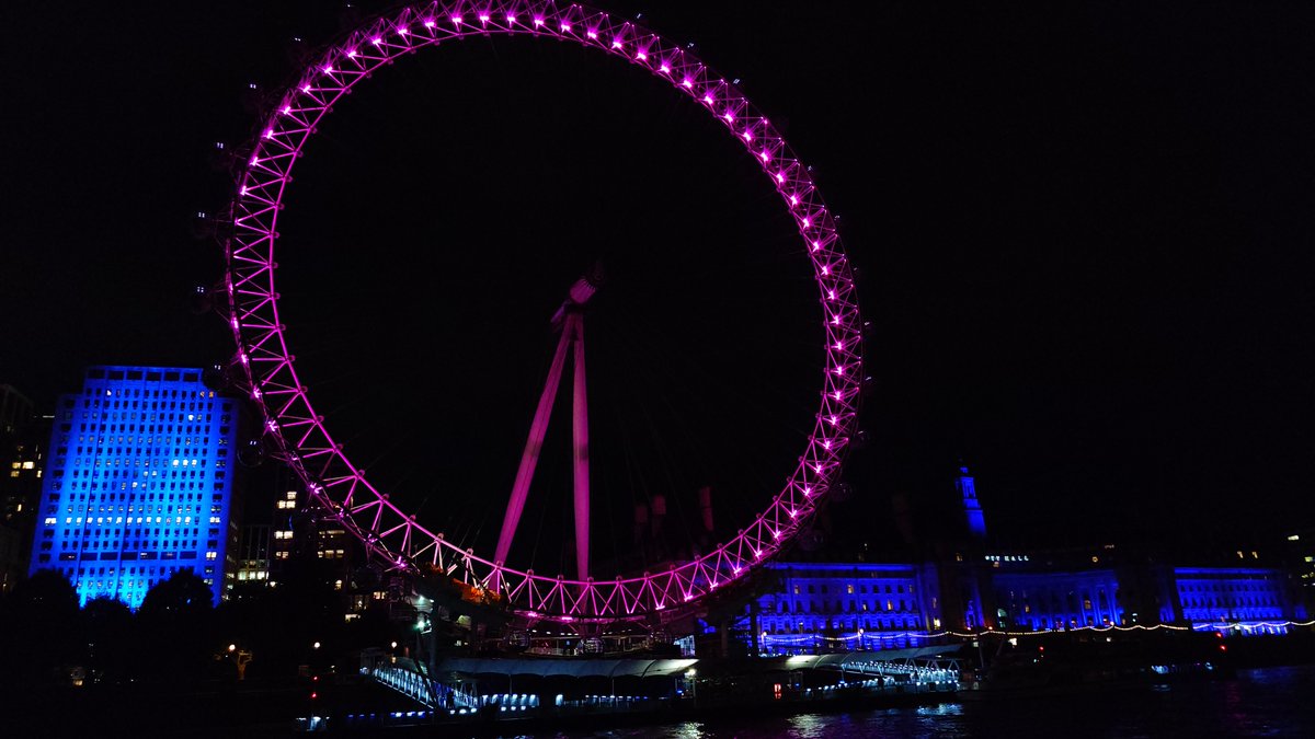 Xi_sakurai's tweet image. 既に1週間経ちますが、『MAGIC』の上映＆ウォーキングツアーに参加しました。ロケ地を歩きながら、テイラーちゃんとドミニクさんと1対1でお話しできるとても素敵なイベントでした😆ロンドンが舞台なので、知っている場所も。楽しかったです😊
#makingmagic #TaylorHickson makingmagic.pictures(IG)