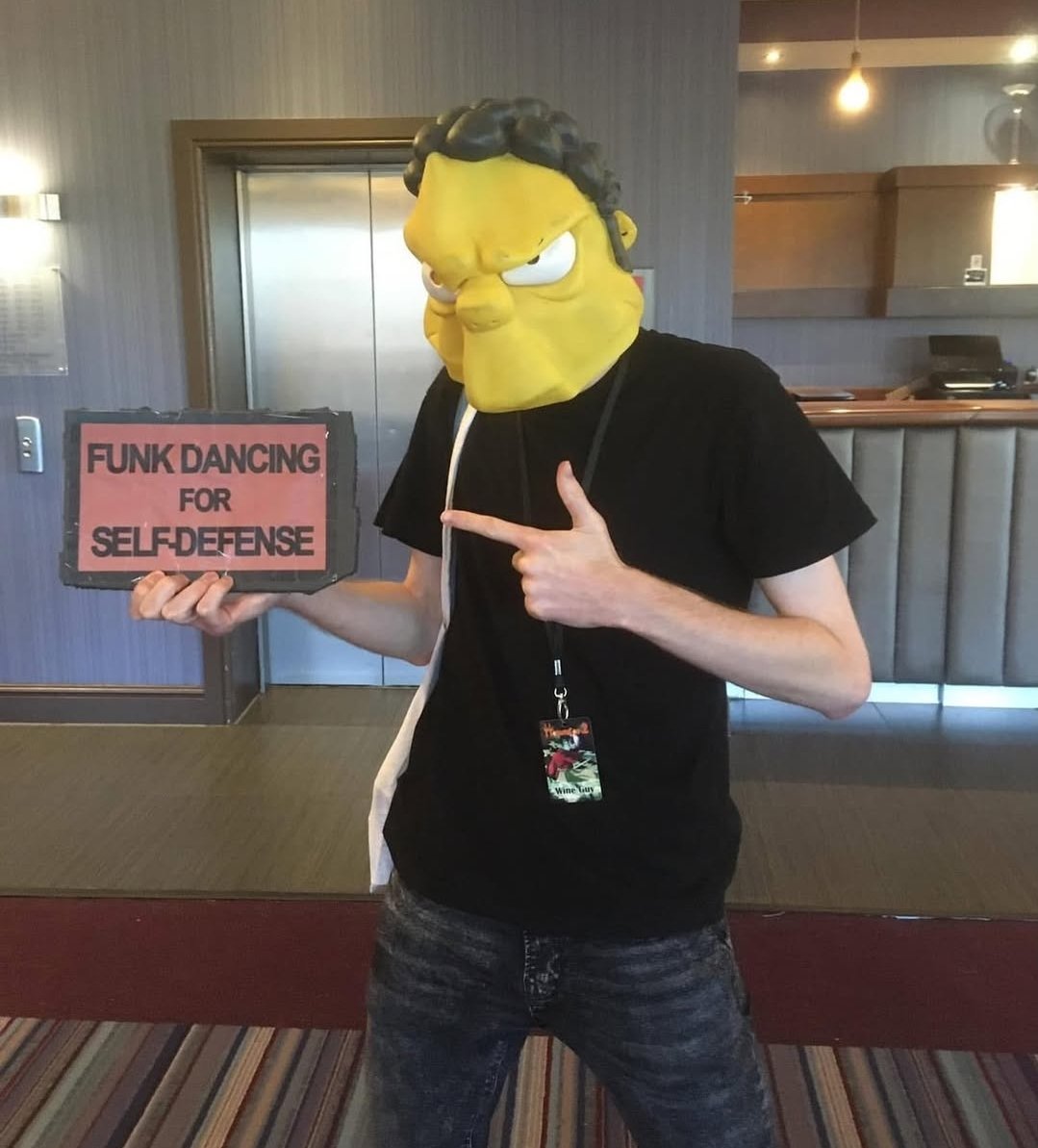 "Say some gangsta is dissin'your fly girl..."