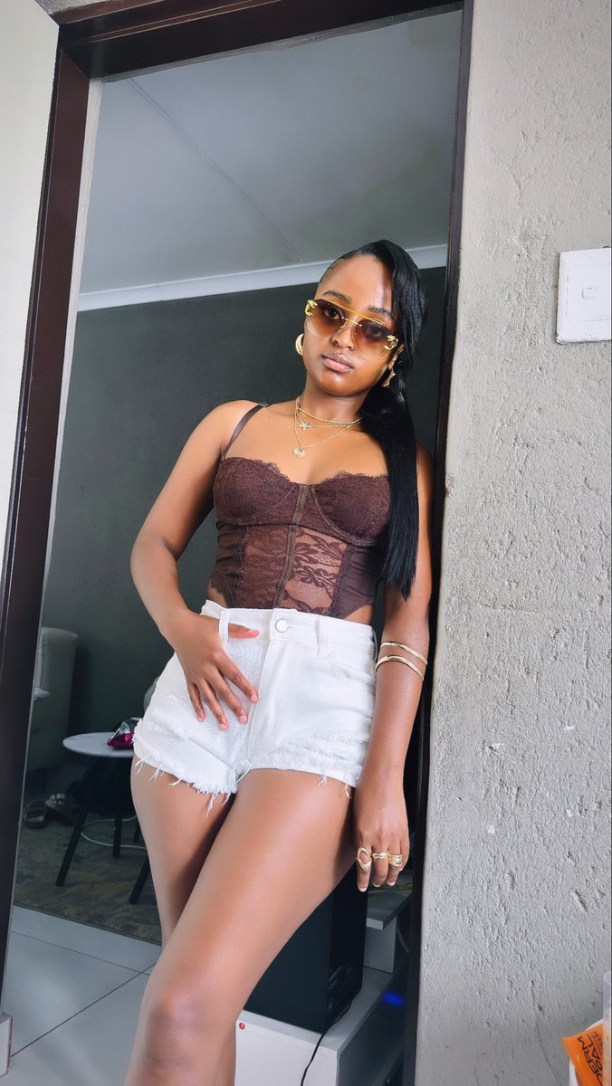 Phuti_Mathatho👷♀️ tweet media