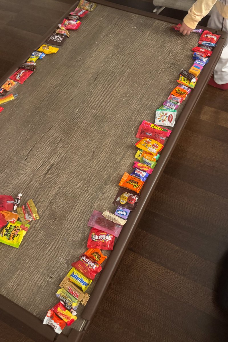 StripMallGuy tweet media