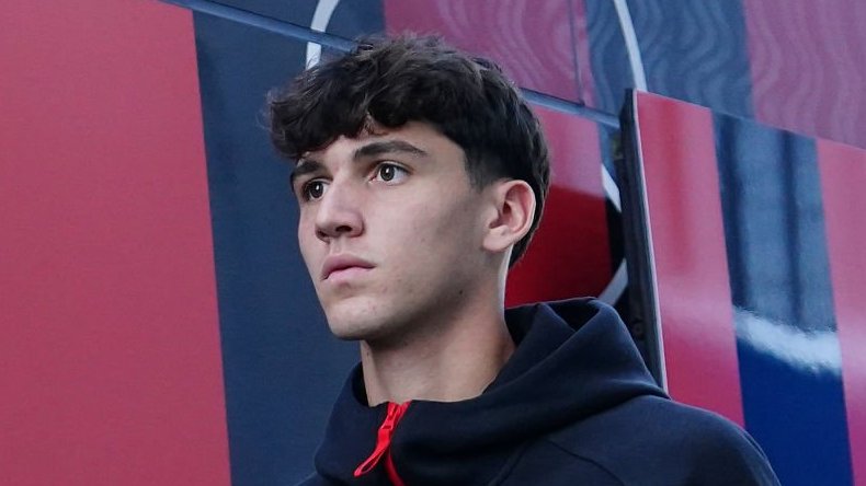 garante_il's tweet photo. Il Milan è al lavoro per blindare i talenti del futuro. Il prossimo potrebbe essere Emanuele Sala, centrocampista classe 2007 di ottima prospettiva che Allegri apprezza molto e che ha convocato già 2 volte in Serie A. Il club ha avviato le trattative per il rinnovo

@LucaBendoni https://t.co/MGYnqP4wyE