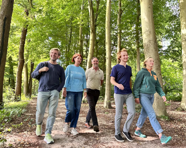 LandschapOV's tweet photo. Loop jij mee? Op zondag 9 november vindt de Loop voor Landschap plaats in het Vechtdal bij Beerze. Een sportieve én gezellige dag voor het hele gezin waarop je samen de prachtige natuur ontdekken én bijdragen aan het behoud van ons landschap. https://t.co/oIhQhUaYnW https://t.co/jHfNuTdyXJ