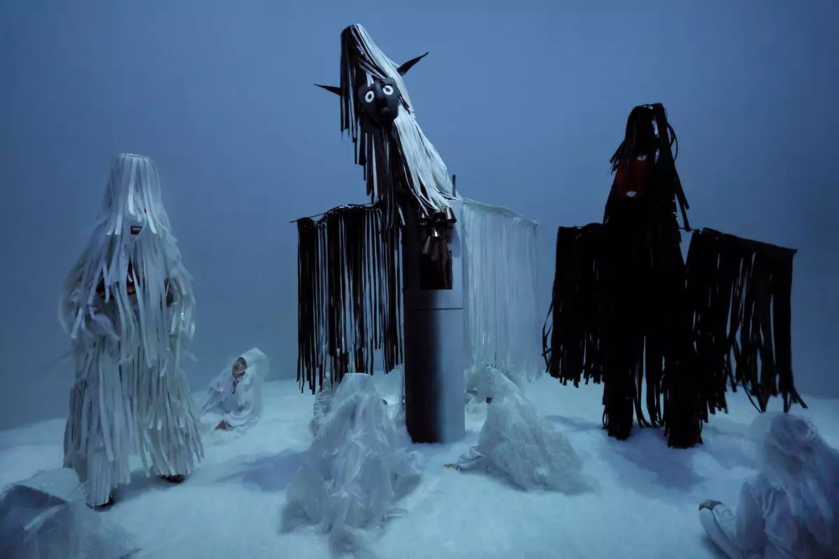 The bestest fave thing I've seen in the past month is this. If you know, you know.