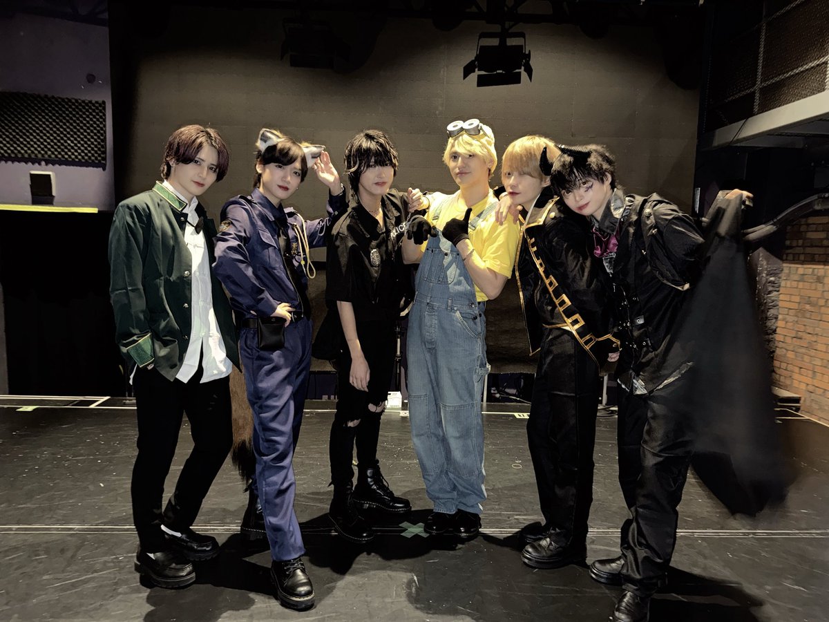 【GG Party！~After Halloween編~】

本日はご来場ありがとうございましたっ！

次回は11/3 17:10~
📍aube Shibuya
にて佐野大海生誕LIVEとなります！

ぜひご来場ください🙌🏻