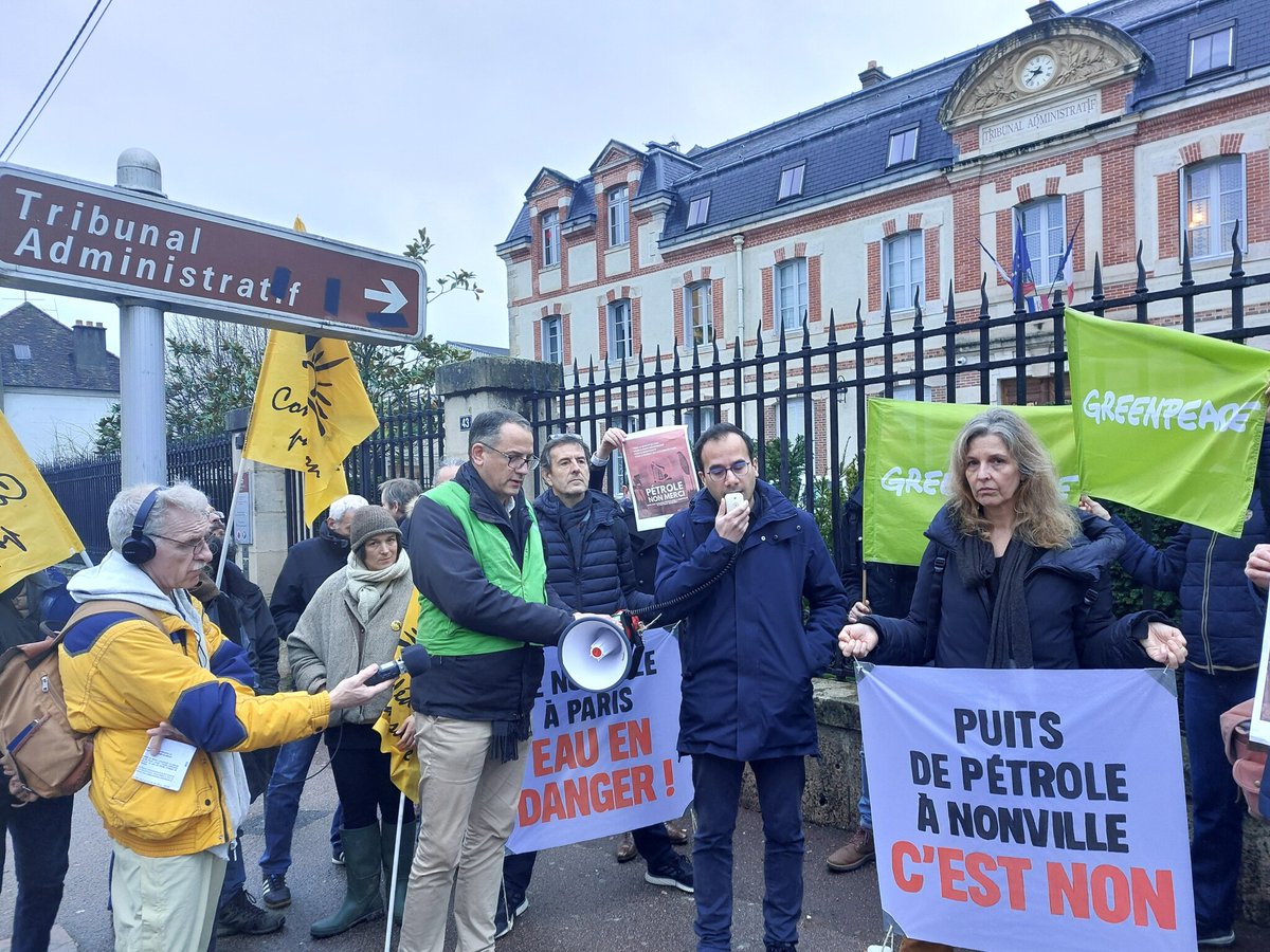 Paris : le collectif Stop Pétrole Ile-de-France mobilisé contre l’extension de puits de pétrole en Seine-et-Marne
➡️ l.leparisien.fr/kPbN