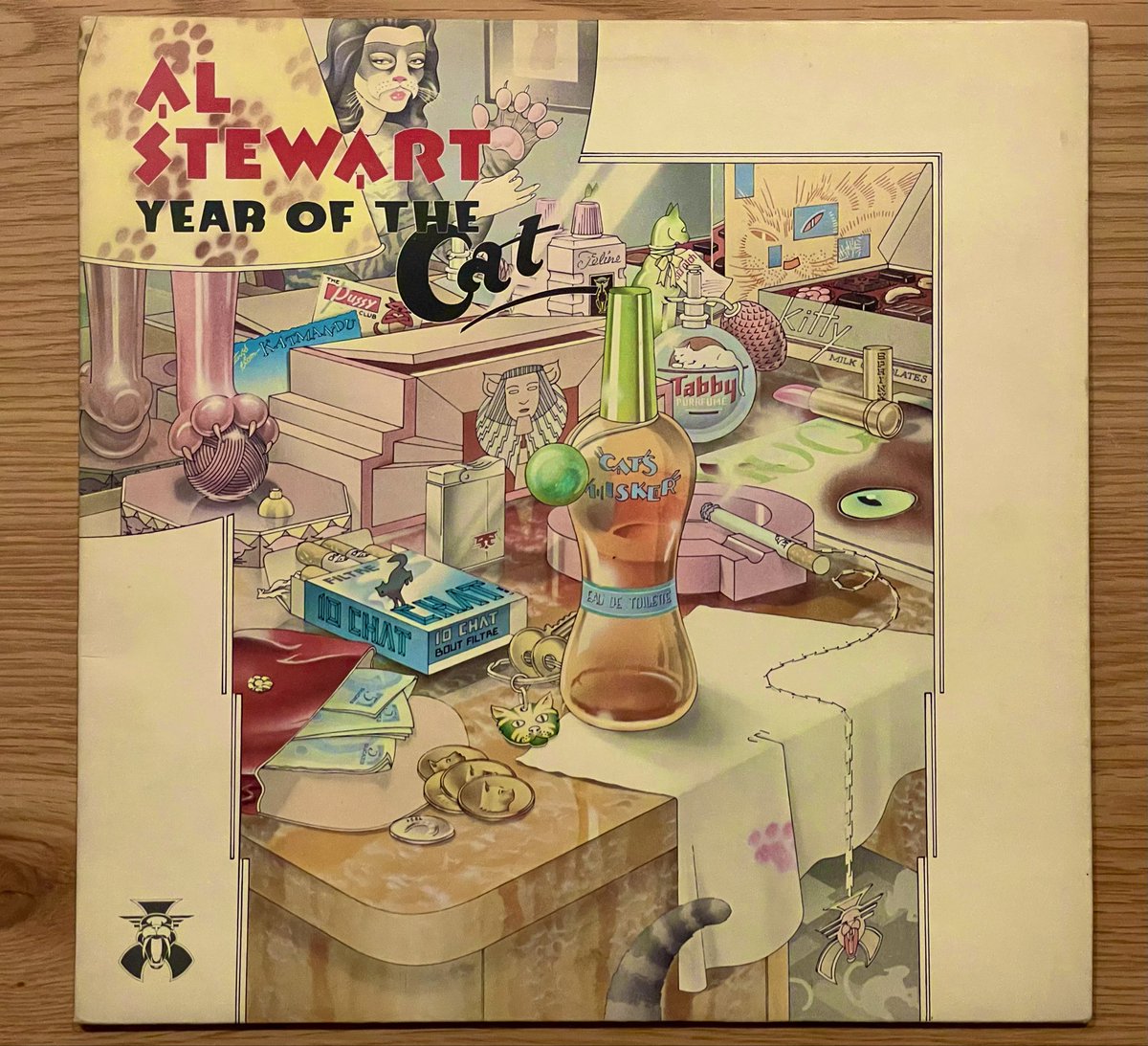 ③Al Stewart / Year Of The Cat
1976年 UKオリジナル盤 
ネコ好きに見て欲しいジャケット
表題曲が多分一番有名だけど名盤ですね