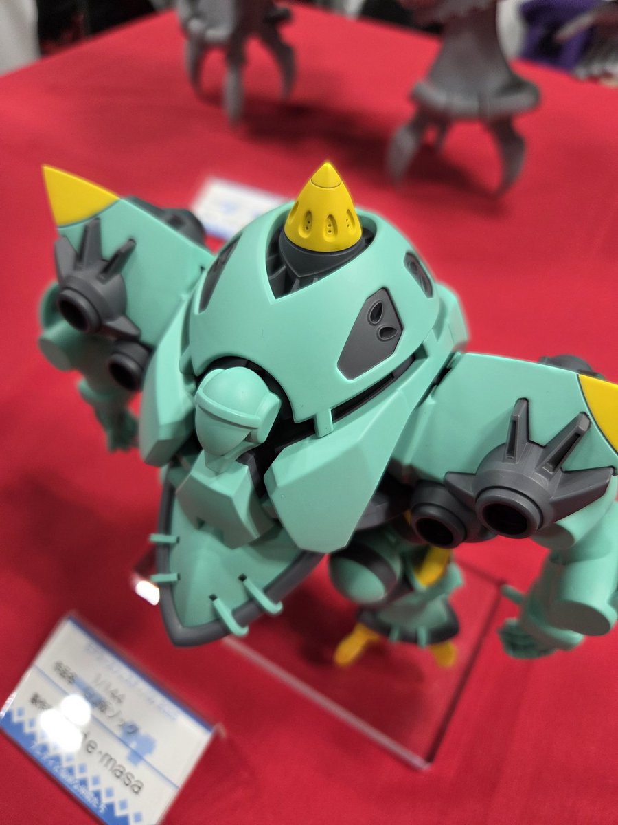 #モデフェス2025
ジークアクスの
ポメラニアンズが作ったゾック作ってる人居てた(笑)