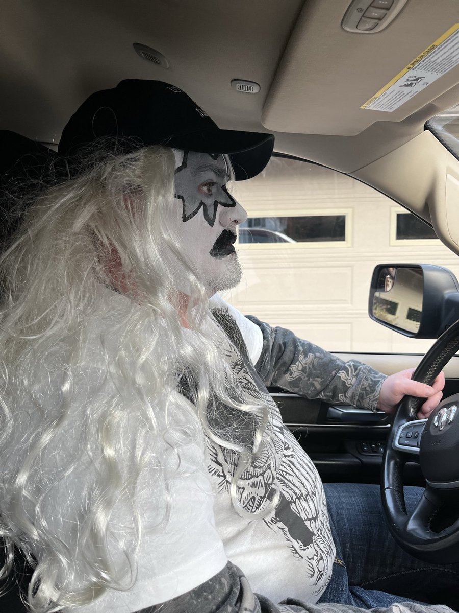 A tribute to Ace Frehley! Many teens thought he was a wrestler though!