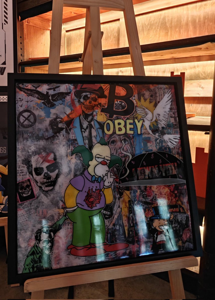 renarchycom's tweet image. Everything is set up!
For everyone who’s here,  come take a look. The auction starts around 18:00 with no floor price. Shipping not included.