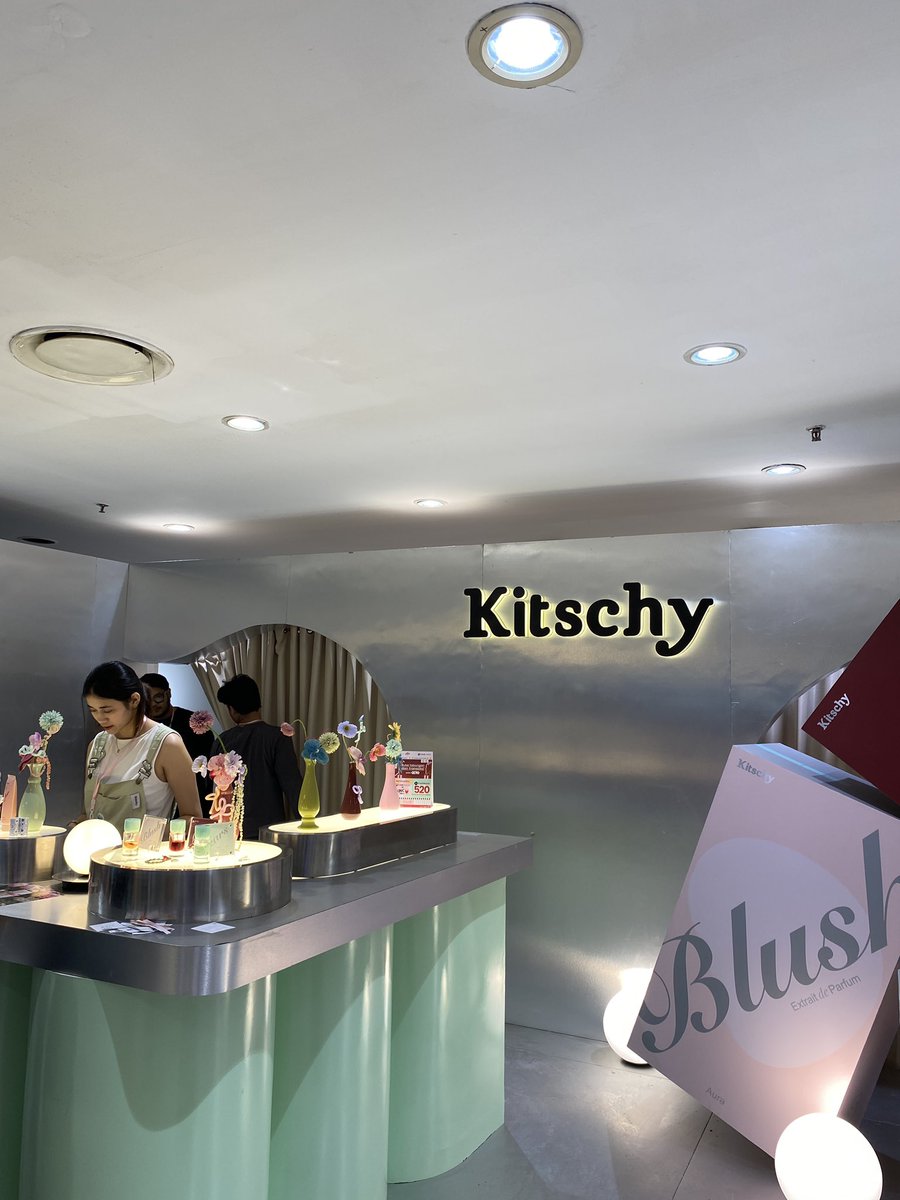 neephophile's tweet image. buat yang weekend-nya belum ada rencana, coba deh main ke negara Blok M soalnya ada OH Beauty Festival 2025🫰🏻
ada 200+ brand (beauty, fragrance, fashion) dalam satu tempat 😍 disc 70% flash sale up to 50% & freebies FREE ENTRY gusy💋
#OhBeautyFestival2025 #inFullBloom