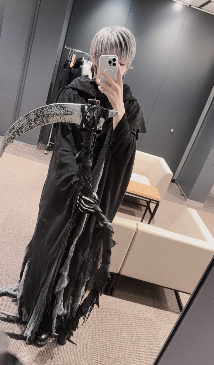 まふまふ＠12/25『世会色ユニバース』 (@uni_mafumafu) / Posts / X