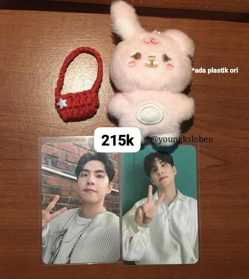 youngkslobeo's tweet photo. help rt @DAY6TradingINA 
wts denimalz 
-pil mini petit busan + 2pc + aksesoris tas
-bang mini face + 2pc

🏠Jateng
❌adm &amp; pack
✅ splitpay/fullco
✅condi &amp; proof
✅nego tipis blh
co 🍊
mau lebih detail dm ya 

wts denimalz day6 bang kke ke pil don https://t.co/xYPFeOLm20