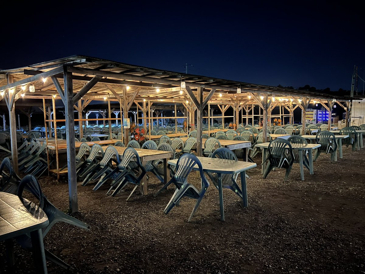 HALO_of_JAPAN's tweet image. 設営完了🛠️
設営協力面々毎年感謝🤝
皆んな明日ネ🙌
#ARMOR祭2025 #ARMOR祭