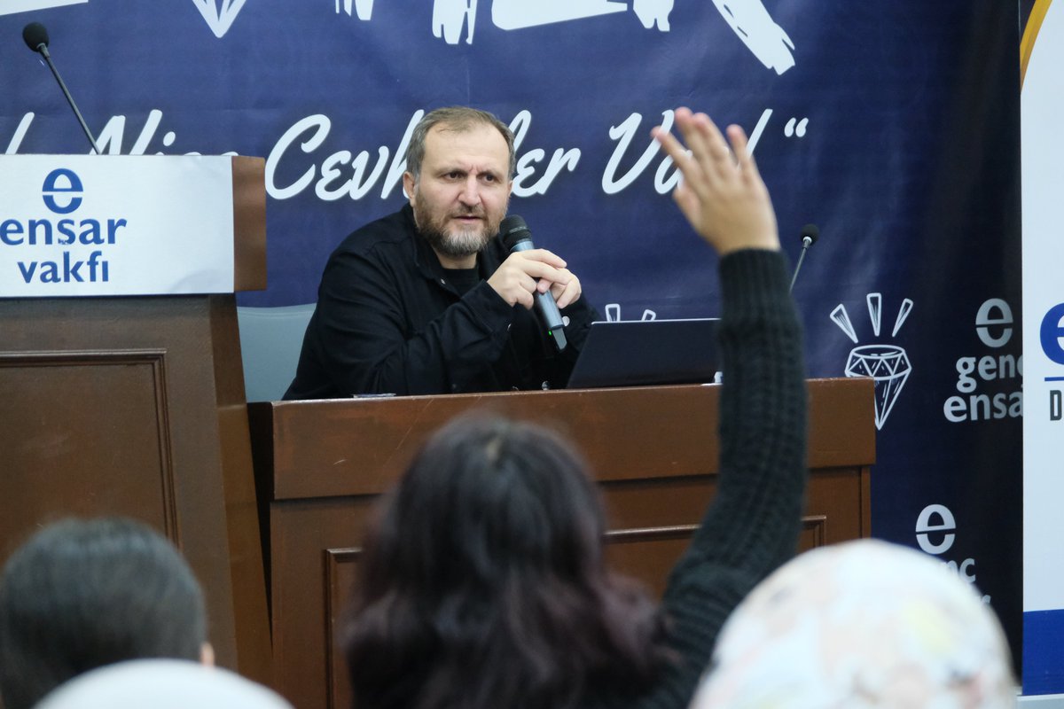 Genel Merkez açılış derslerimizi gerçekleştirdik. 📚✨

Değerli konuşmacılarımız Veli Karataş, Ahmet Şentürk ve Sinan Özyurt'un gerçekleştirdiği ufuk açıcı sunumlarla yeni döneme güçlü bir başlangıç yaptık.

Nice cevherlerle, nice hayırlı dönemlere 💎