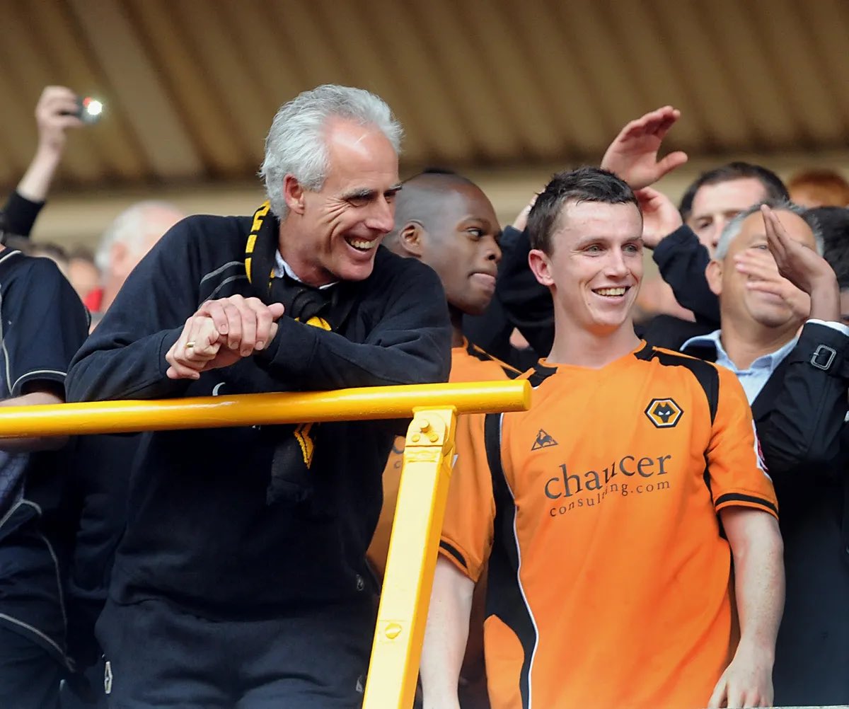 He’s F-O-L-E-Y..

Wishing Kevin Foley a very happy birthday.  

Have a good one, Foles.  🎉