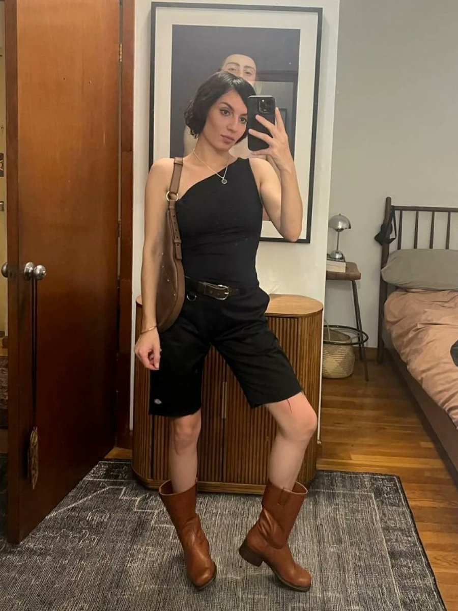 SilverVideo's tweet image. 