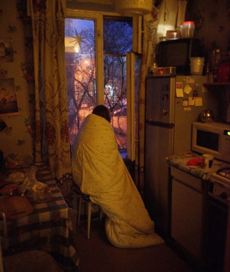 thatczechsout's tweet photo. “Sometimes Viktor would look out from his window, huddled in her blanket. Remembering when his mother was like the sun in the sky, comforting, wrapping a little boy in dreams of fairytales and crayon drawings, bubble baths and zoo trips. When life wasn’t a lonely, aching chore.” https://t.co/8VBns868Kh