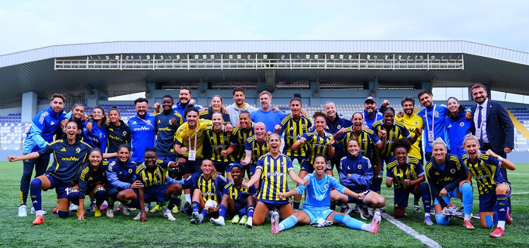 Fenerbahçe arsaVev, Trabzonspor’u konuk ediyor ;

FENERBAHÇE ARSAVEV - TRABZONSPOR
Turkcell Kadın Futbol Süper Ligi 7. hafta
2 Kasım Pazar
Dereağzı Lefter Küçükandonyadis Tesisleri / 14:00
Yayın : Fenerbahçe TV