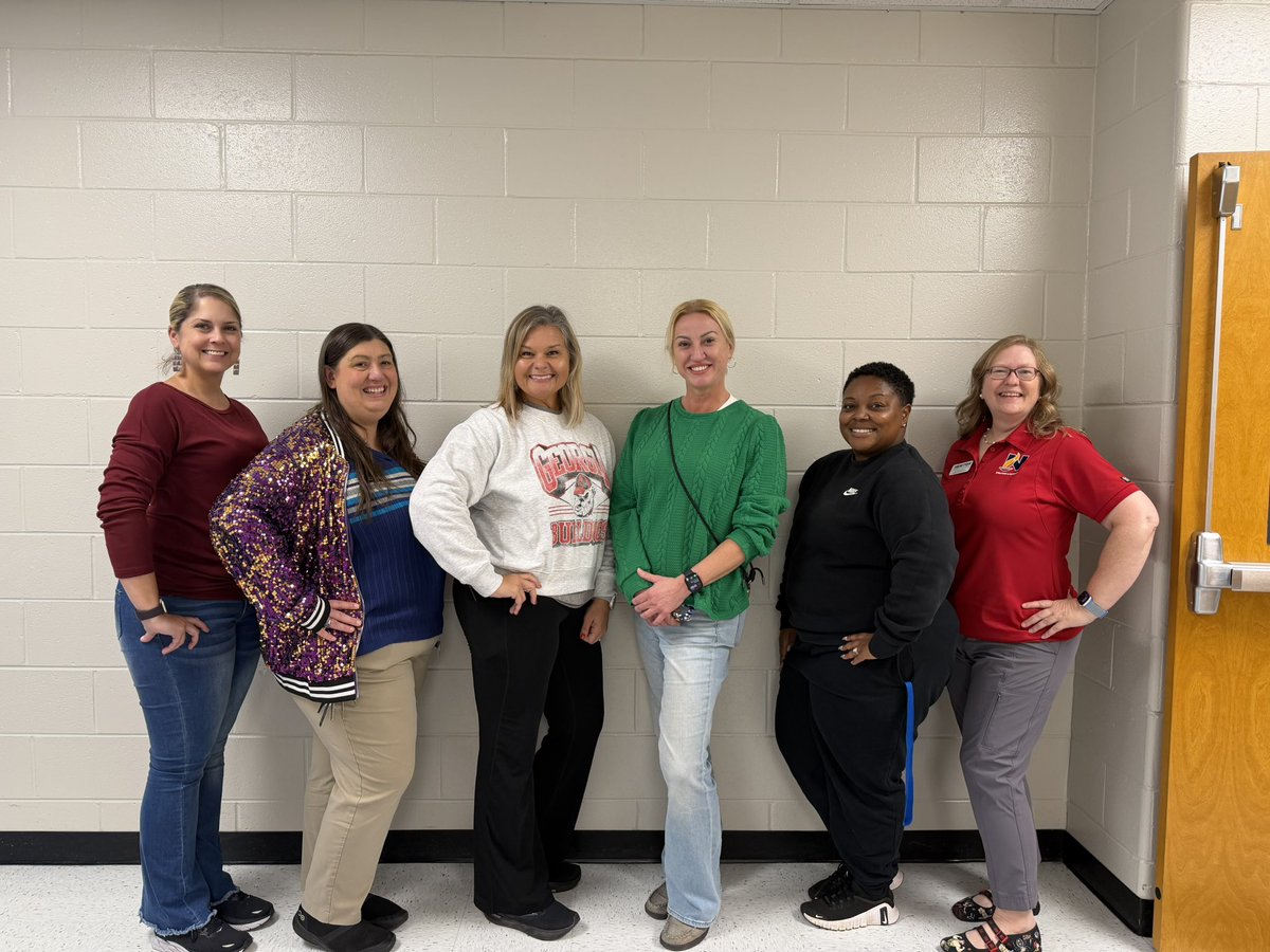 MrsMathTech's tweet image. Shout out to @Lori_McGovern @shebriej @mollybowden Ms. Carter &amp;amp; Ms. Rose for sharing their love of tech w/ @NewtonCoSchools students during Innovation Saturday!! #E3 #ITMS #InnovationSaturday @E3TechGirl