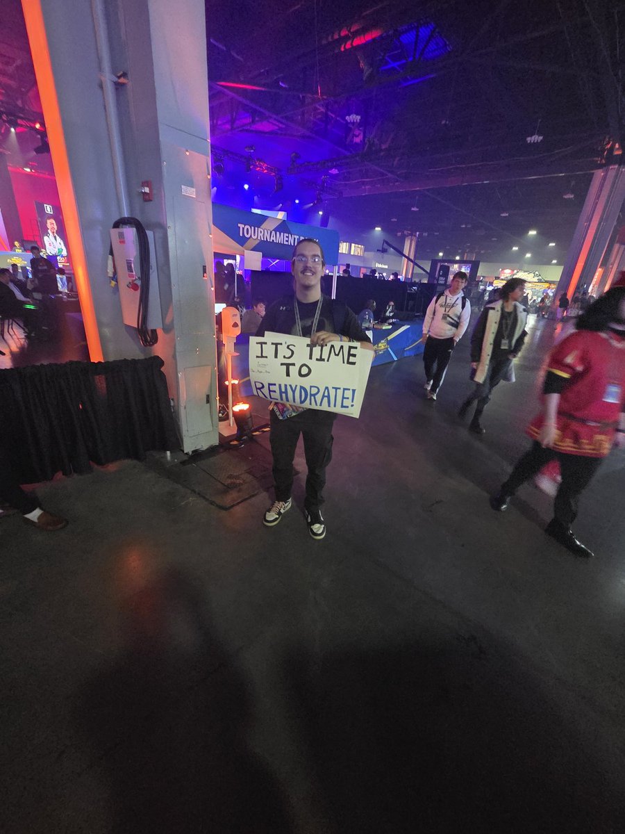 PrinceUchiha01's tweet photo. Yesterday @The_Hydro_Bros https://t.co/OvHYQOyIxC