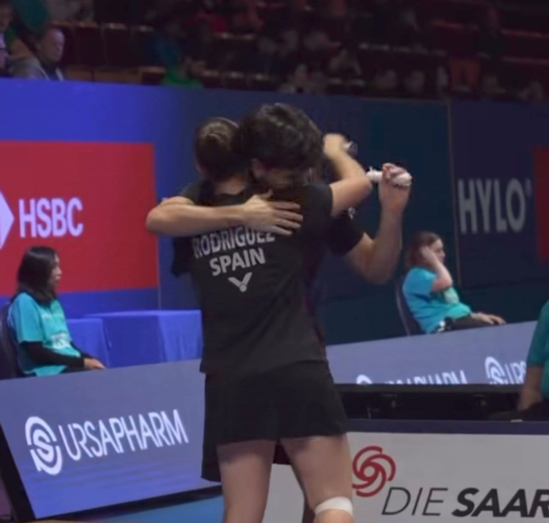 🏸#Badminton Super 500 Saarbrücken 🇩🇪

🥉BRONCEEEE🥉

Doble ♂️♀️ Semifinal
🥉Rubén García/Lucía Rodríguez 🇪🇸 pierden 0-2 (12-21, 12-21) 🆚 Christiansen/Bøje 🇩🇰

👏 La pareja española ha logrado UNA MEDALLA HISTÓRICA! La primera medalla española en unos dobles de circuito mundial!